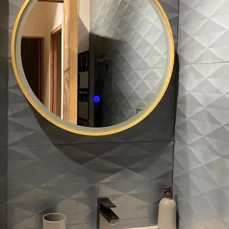 Maison A La Campagne Proche Du Futuroscope, Aquascope 6pers Montamisé